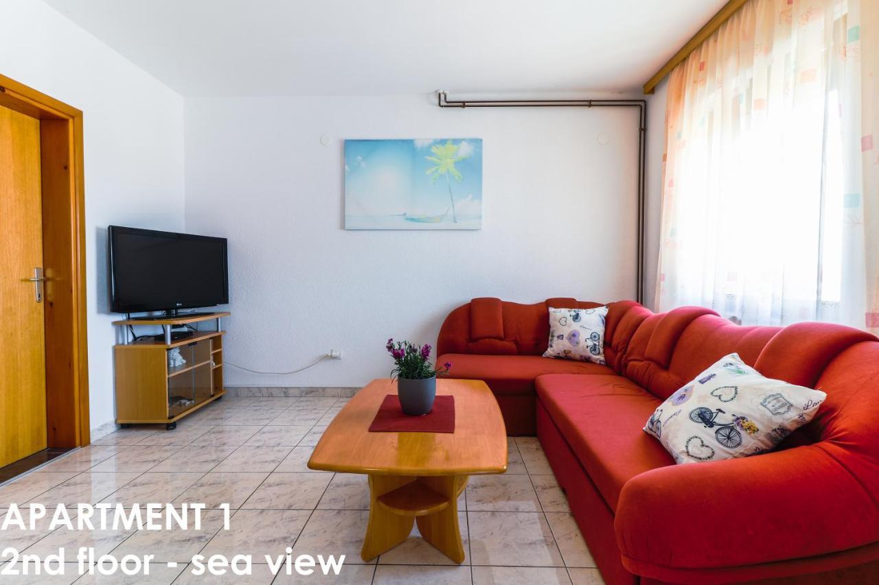Beautiful Sea View Apartments - Niko Ceko เวอร์ซาร์ ภายนอก รูปภาพ