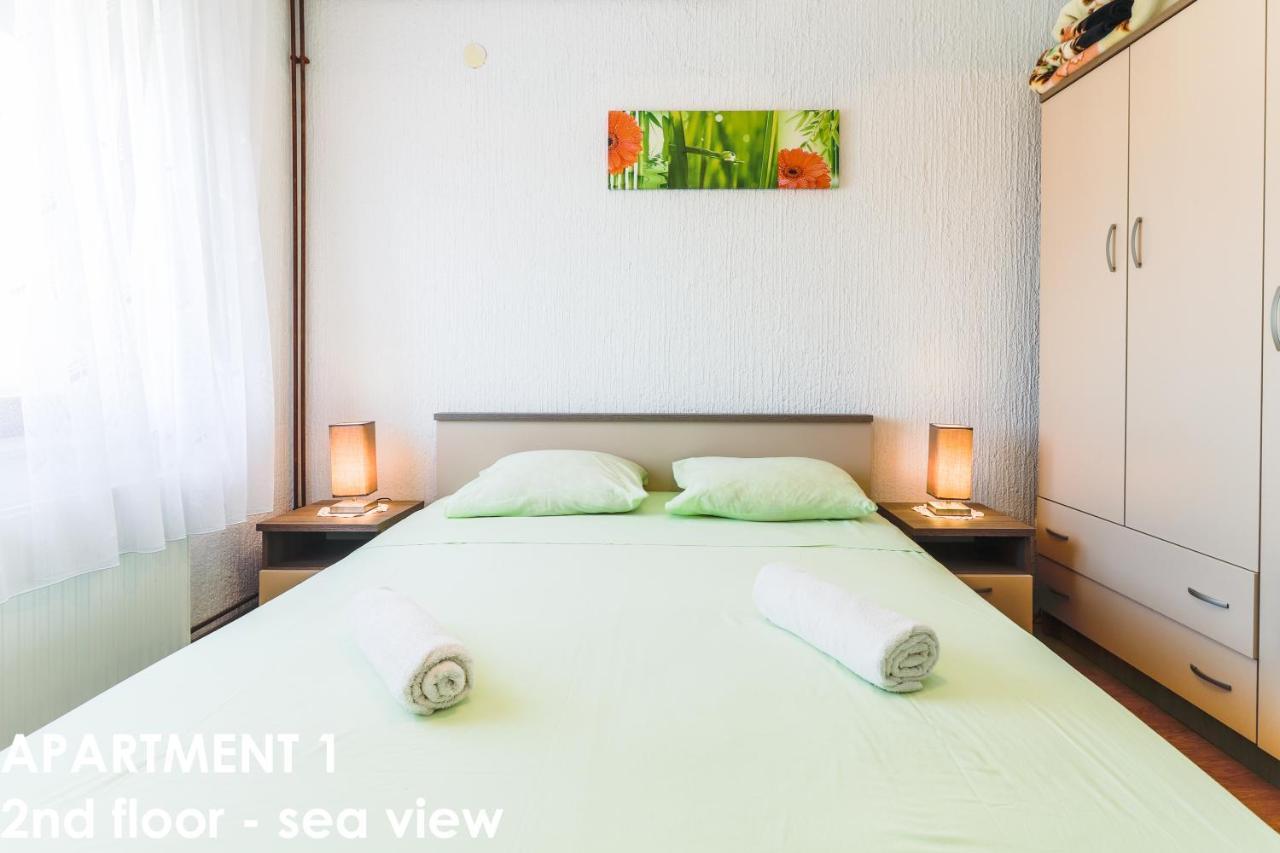 Beautiful Sea View Apartments - Niko Ceko เวอร์ซาร์ ภายนอก รูปภาพ